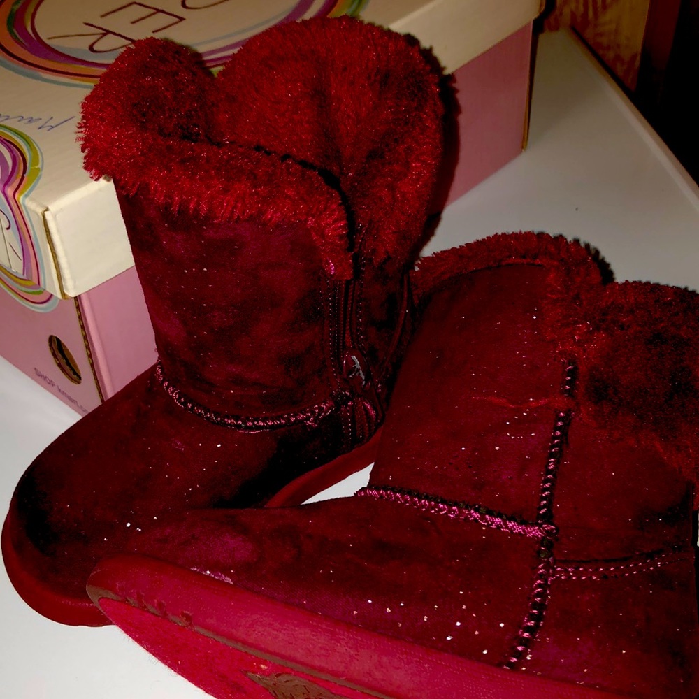 Boots with fleece lining by piper